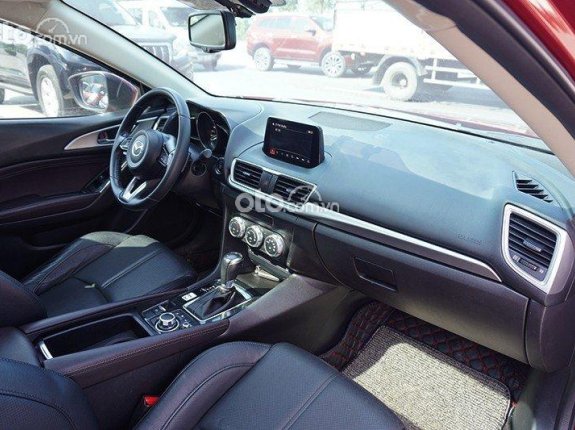 Mazda 3 1.5L Sedan 2018 - Màu đỏ cực đẹp