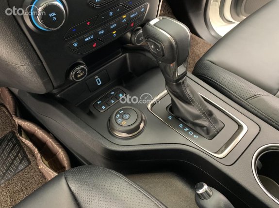 Ford Everest 2021 - xe máy dầu ,nhập Thái, thể thao , có hỗ trợ ngân hàng