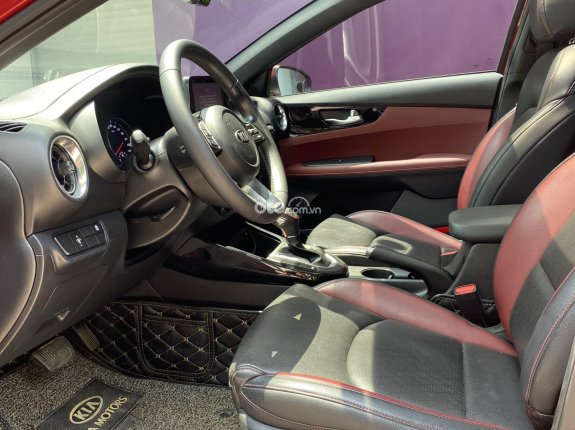 Kia Cerato 2.0 AT Premium 2020 - Odo 3 vạn full lịch sử hãng , hỗ trợ bank 70%