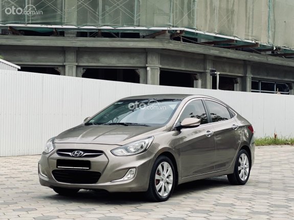Hyundai Accent 1.4 CVT Blue 2012 - Hyundai Accent AT 2012 Nhập Khẩu zin tuyệt đối xem là ưng ngay
