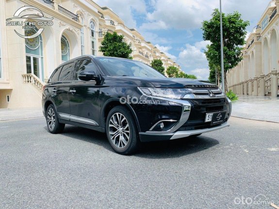 Mitsubishi Outlander 2018 - biển thành phố, xe gia đình đi như mới