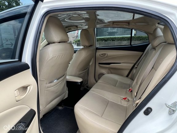 Toyota Vios 1.5 E CVT 2019 - 1 chủ, màu trắng, biển HN