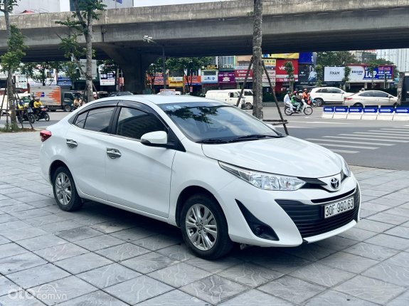 Toyota Vios 1.5 E CVT 2019 - 1 chủ, màu trắng, biển HN