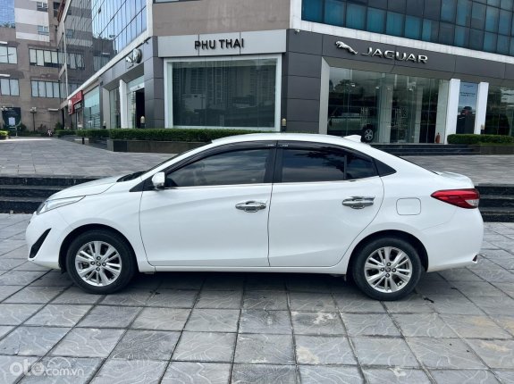 Toyota Vios 1.5 E CVT 2019 - 1 chủ, màu trắng, biển HN