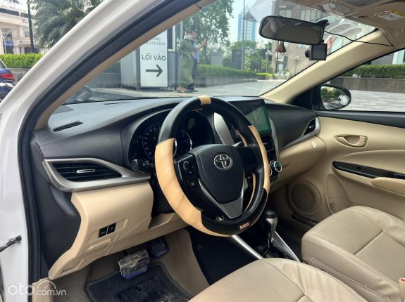 Toyota Vios 1.5 E CVT 2019 - 1 chủ, màu trắng, biển HN