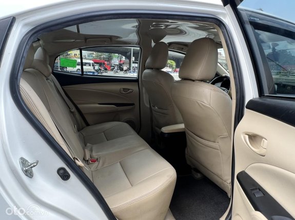 Toyota Vios 1.5 E CVT 2019 - 1 chủ, màu trắng, biển HN