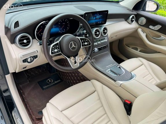 Mercedes-Benz GLC 200 4Matic 2021 - model 2022