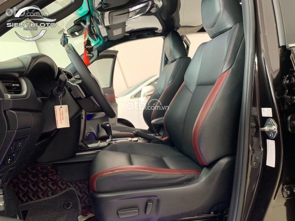 Toyota Fortuner 2021 - xe máy dầu, màu nâu đẹp cực mới, xe bao test hãng, có trả góp.