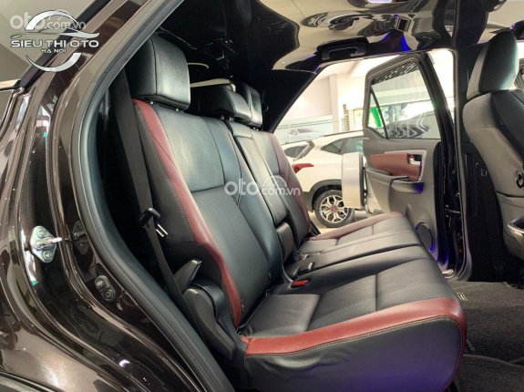 Toyota Fortuner 2021 - xe máy dầu, màu nâu đẹp cực mới, xe bao test hãng, có trả góp.