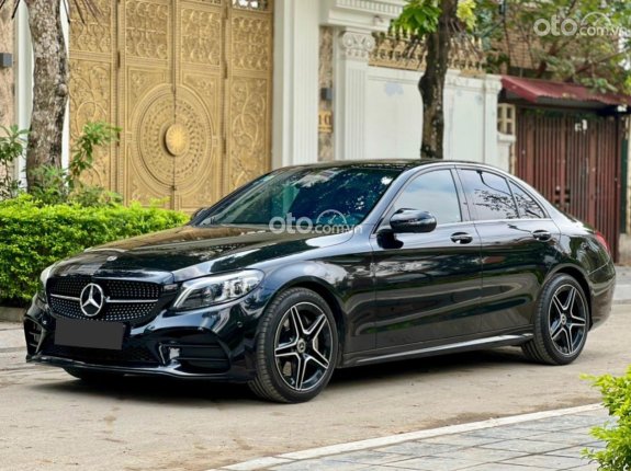 Mercedes-Benz C300 AMG 2020 - Mer C300 model 2021 Đen nâu biển HN