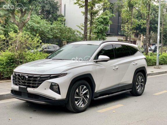Hyundai Tucson 2.0 Dầu đặc biệt 2022 - màu trắng