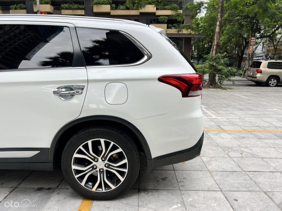 Mitsubishi Outlander 2.0 CVT 2019 - Xe tên tư Nhân Biển Tp