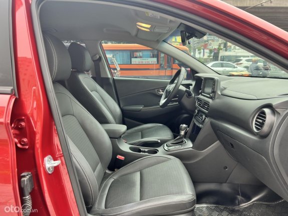 Hyundai Kona 2.0 AT Đặc biệt 2020 - Xe tên tư Nhân Biển Tp