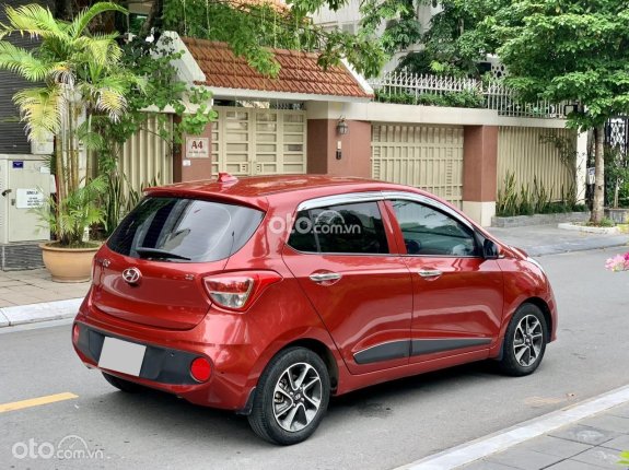 Hyundai Grand i10 Hatchback 1.2 AT 2021 - màu đỏ bản full kịch