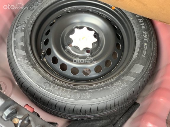 Hyundai Grand i10 Hatchback 1.2 AT 2021 - màu đỏ bản full kịch