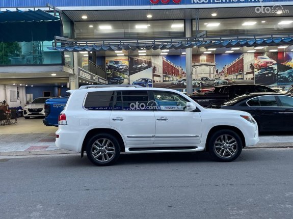 Lexus LX 570 2012 - đăng ký 2013, 1 chủ đi từ đầu, biển đẹp