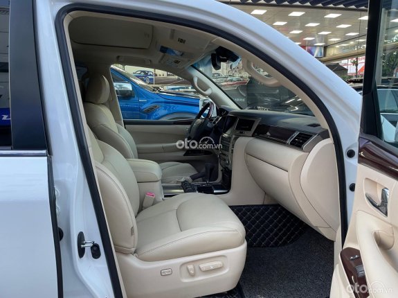 Lexus LX 570 2012 - đăng ký 2013, 1 chủ đi từ đầu, biển đẹp