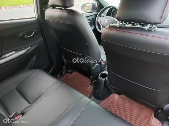 Toyota Yaris 2015 - màu Trắng.