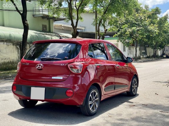 Hyundai Grand i10 2017 - màu đỏ