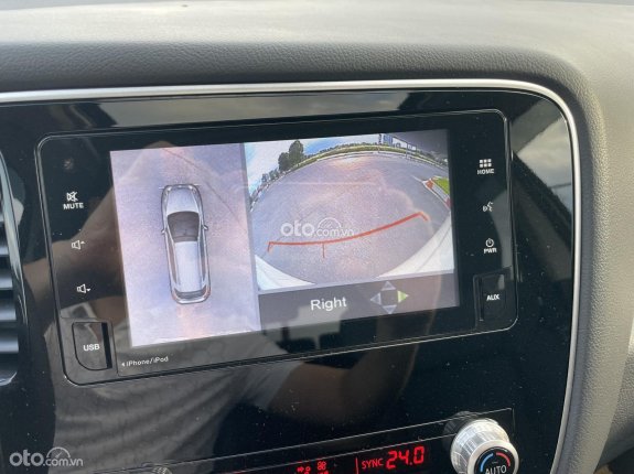 Mitsubishi Outlander 2.0 CVT Premium 2021 - Biển SIÊU VIP.