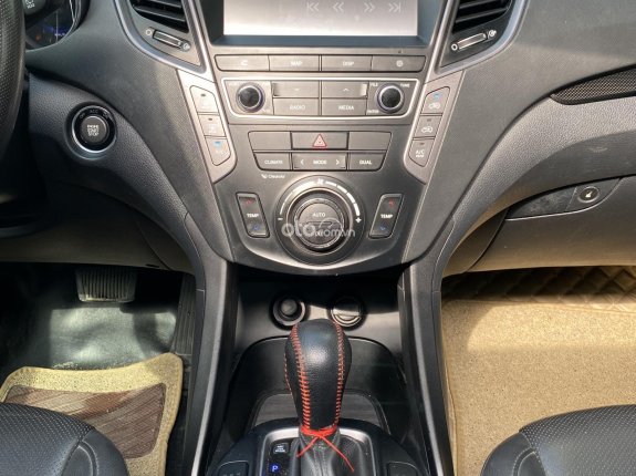 Hyundai Santa Fe 2015 - màu đen biển Hà Nội