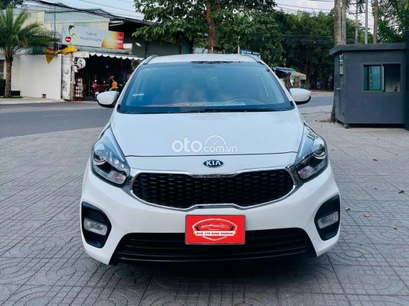 Kia Rondo 2019 - xe nhà cần bán gấp