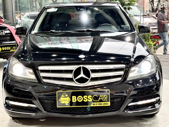 Mercedes-Benz C200 2012 - Giá 388tr