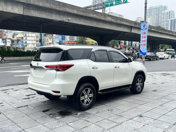 Toyota Fortuner 2.7 V 4X2 AT 2017 - Đăng ký tên tư nhân biển TP