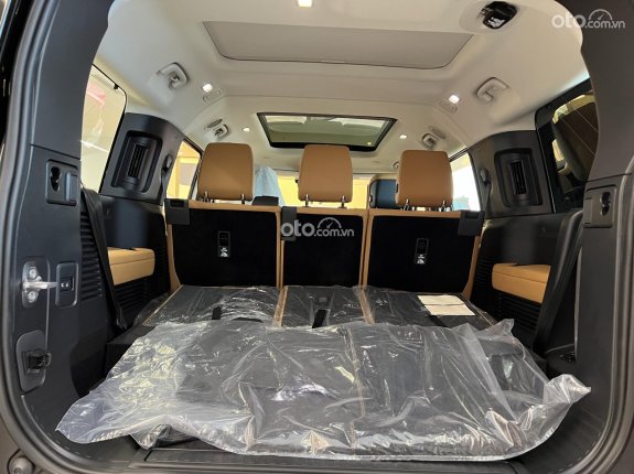 Land Rover Defender 130HSE 2025 - Bán xe Defender 130 HSE Phiên Bản 8 Chổ Siêu Rộng Rãi Nhập Khẩu Chính Hãng Mới Giá Tốt Nhất