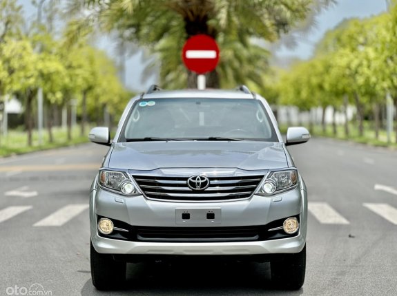 Toyota Fortuner 2015 - Xe đẹp biển thành phố