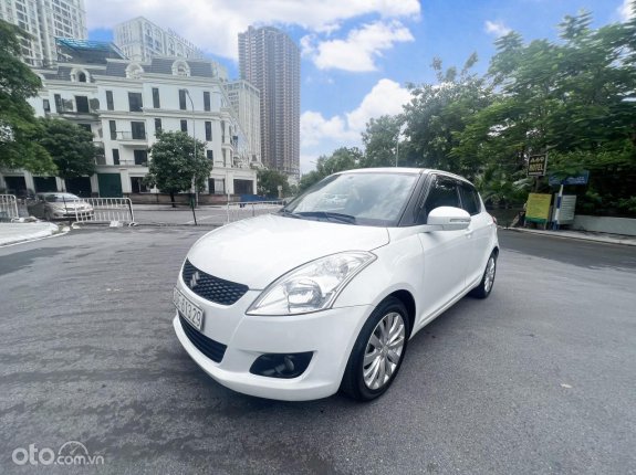 Suzuki Swift 1.4 AT 2013 - Hỗ trợ sang tên rút HS toàn quốc