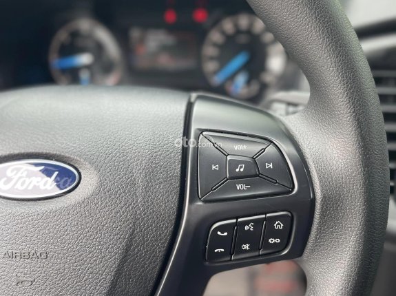 Ford Ranger XLS 2.2L 4x2 MT 2021 - 1 chủ từ đầu