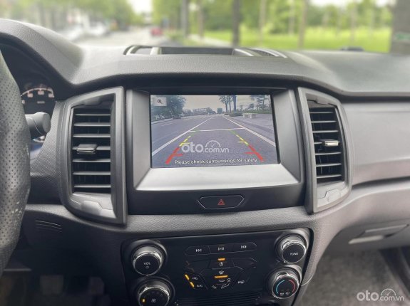 Ford Ranger XLS 2.2L 4x2 MT 2021 - 1 chủ từ đầu