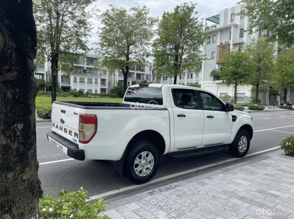 Ford Ranger XLS 2.2L 4x2 MT 2021 - 1 chủ từ đầu