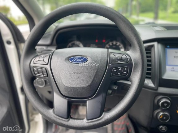 Ford Ranger XLS 2.2L 4x2 MT 2021 - 1 chủ từ đầu