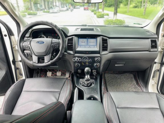 Ford Ranger XLS 2.2L 4x2 MT 2021 - 1 chủ từ đầu