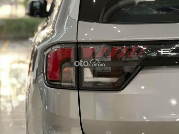 Ford Everest Sport 2.0 AT 4x2 2024 - Ưu đãi 100% trước bạ