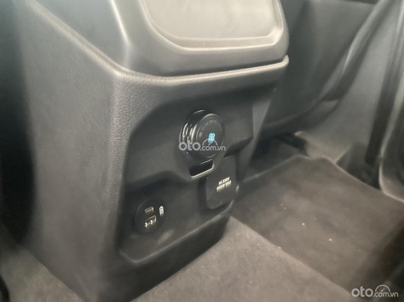 Ford Everest Sport 2.0 AT 4x2 2024 - Ưu đãi 100% trước bạ