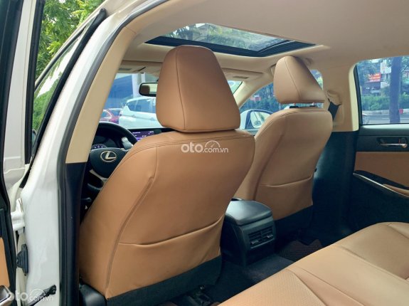 Lexus IS 250 2014 - Lexus IS 250  2014 nhập Mỹ - Trắng nội thất nâu giá siêu tốt