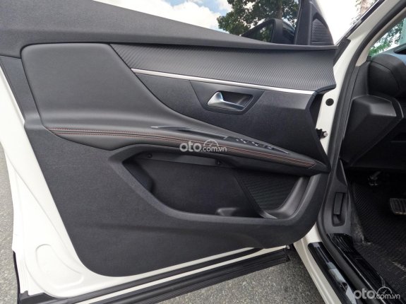 Peugeot 5008 2021 - Odo 28.000 km, số tự động