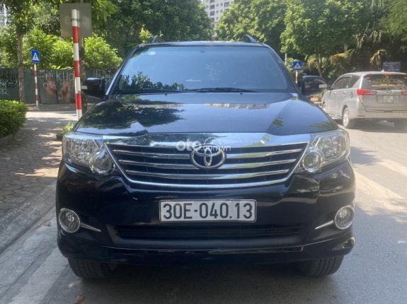 Toyota Fortuner 2016 - Xe phố 1 chủ công chức, sơ cua chưa chạm đất, xe cực đẹp