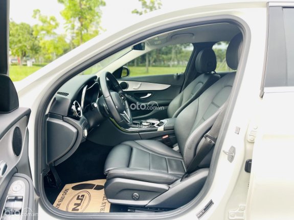 Mercedes-Benz C180 AMG 2021 - MERCEDES_BENZ_C180_AMG_Model_2022