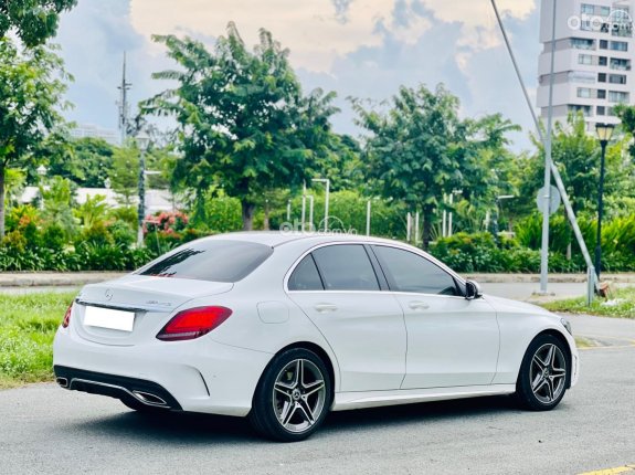 Mercedes-Benz C180 AMG 2021 - MERCEDES_BENZ_C180_AMG_Model_2022