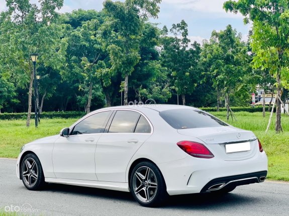 Mercedes-Benz C180 AMG 2021 - MERCEDES_BENZ_C180_AMG_Model_2022
