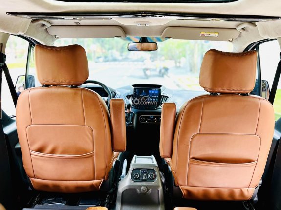 Ford Tourneo Titanium 2021 - FORD_TOURNEO_LIMOUSINE_Model_2022