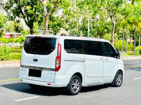 Ford Tourneo Titanium 2021 - FORD_TOURNEO_LIMOUSINE_Model_2022