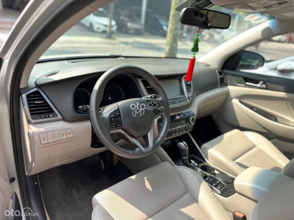 Hyundai Tucson 2.0 Đặc biệt 2016 - Full ls hãng