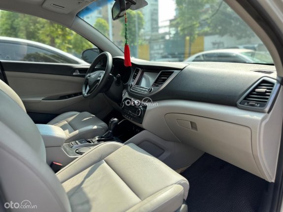 Hyundai Tucson 2.0 Đặc biệt 2016 - Full ls hãng