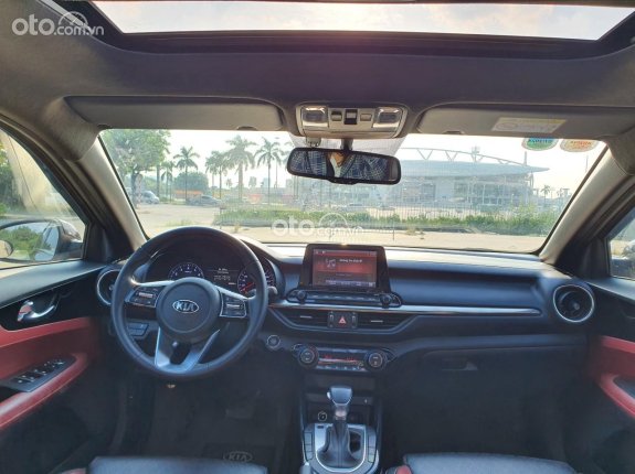 Kia Cerato 2.0 AT Premium 2019 - xe đẹp hỗ trợ sang tên rút hồ sơ toàn quốc