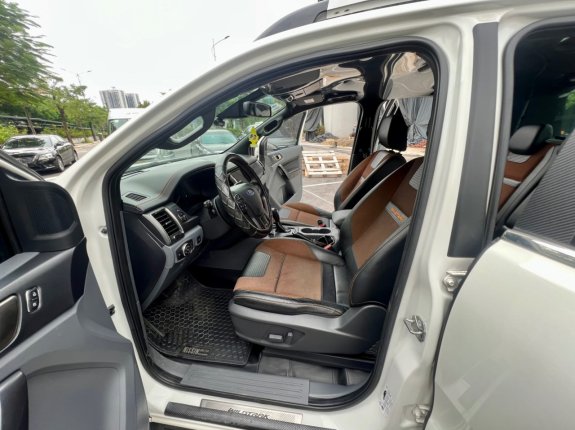 Ford Ranger 2016 - Wildtrak 3.2 bản dầu AT nhập thái đẹp xuất sắc